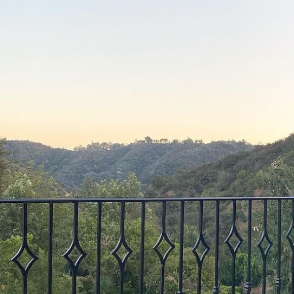 Meet your posher - Picture 1 of 1